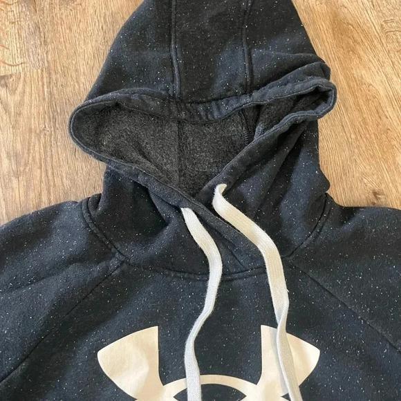 Under Armour • Loose Fit Hoodie - Picture 6 of 9